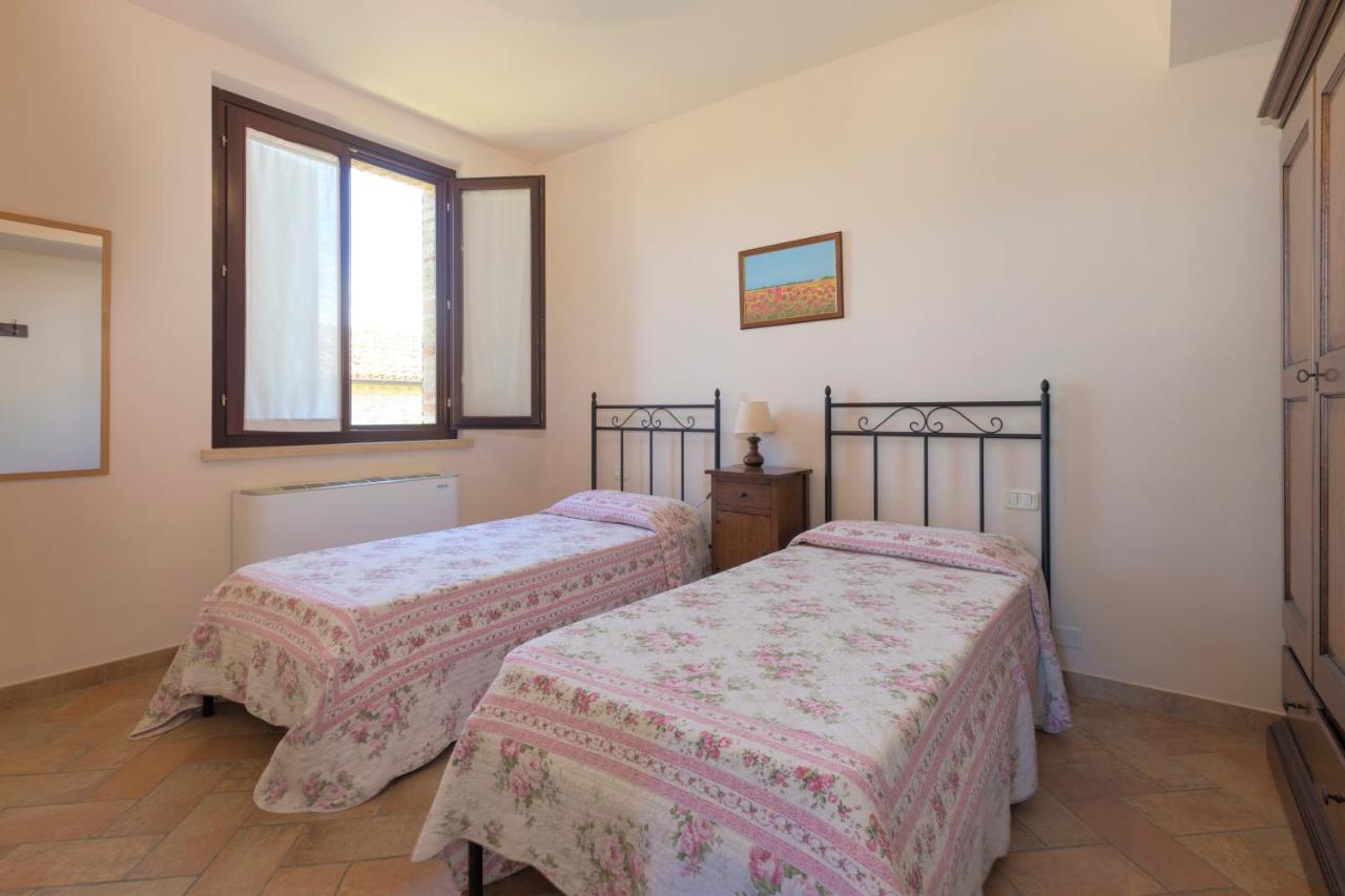 Casale Del Conero Aparthotel ปอร์โตเรกานาติ ภายนอก รูปภาพ