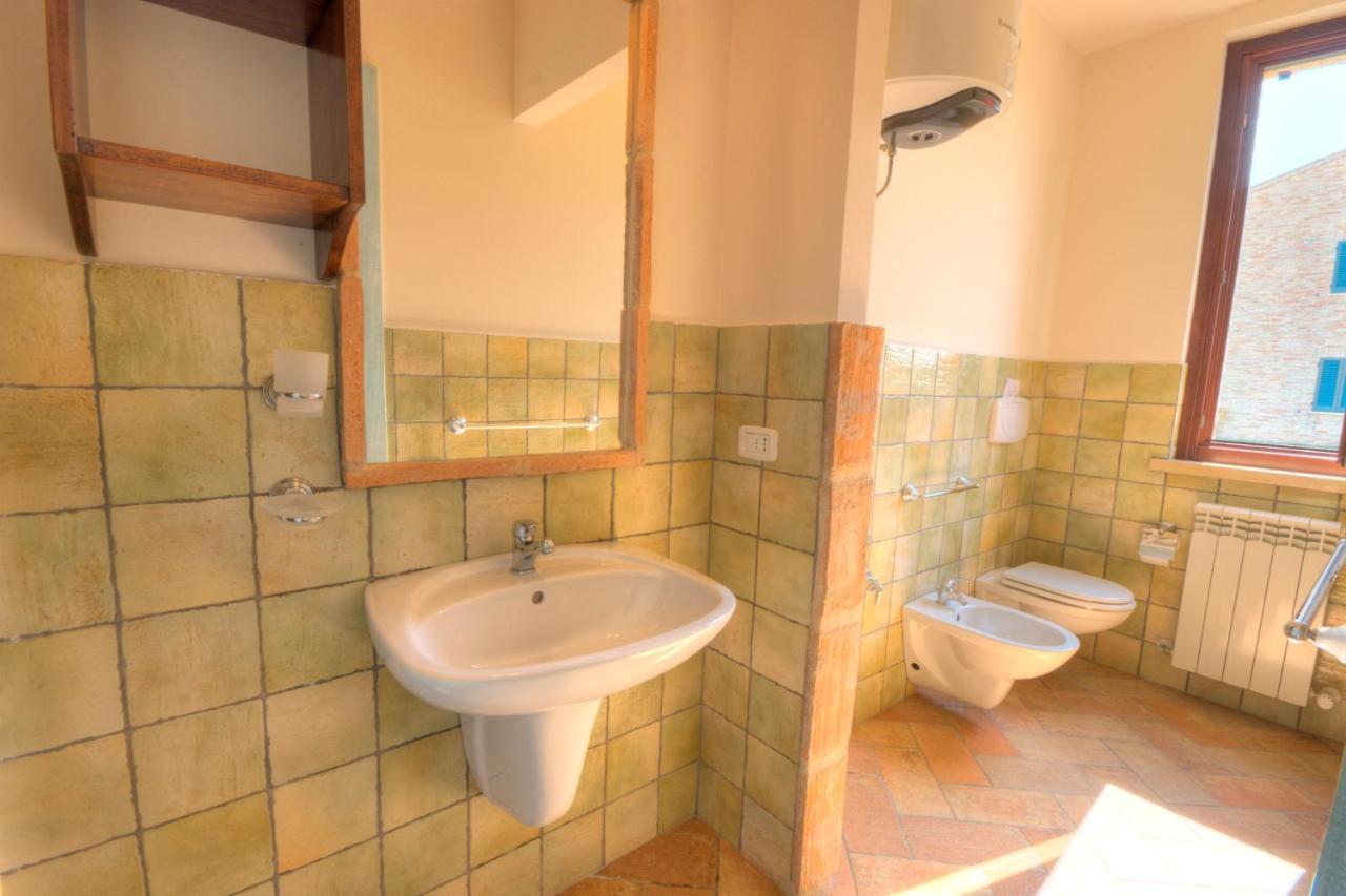 Casale Del Conero Aparthotel ปอร์โตเรกานาติ ภายนอก รูปภาพ